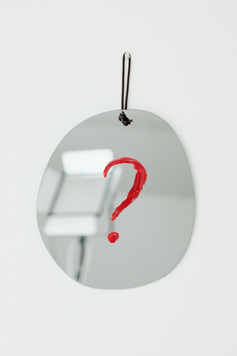 https://www.pexels.com/photo/question-mark-on-mirror-6757691/